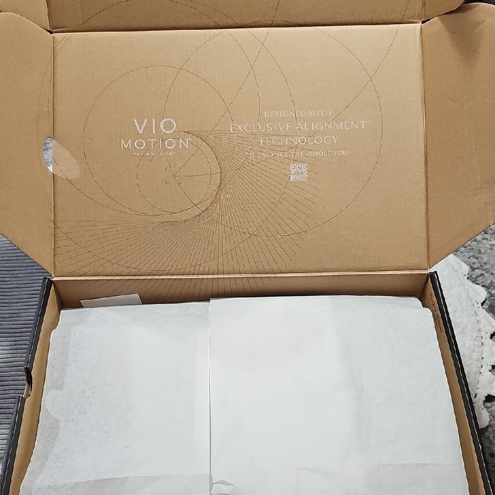 Vionic White Athletic Shoes - image 7